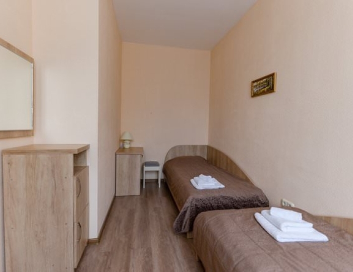 Стандарт 2-местный 2-комнатный (без балкона, корпус №2) - Санаторий «Криница» Ждановичи